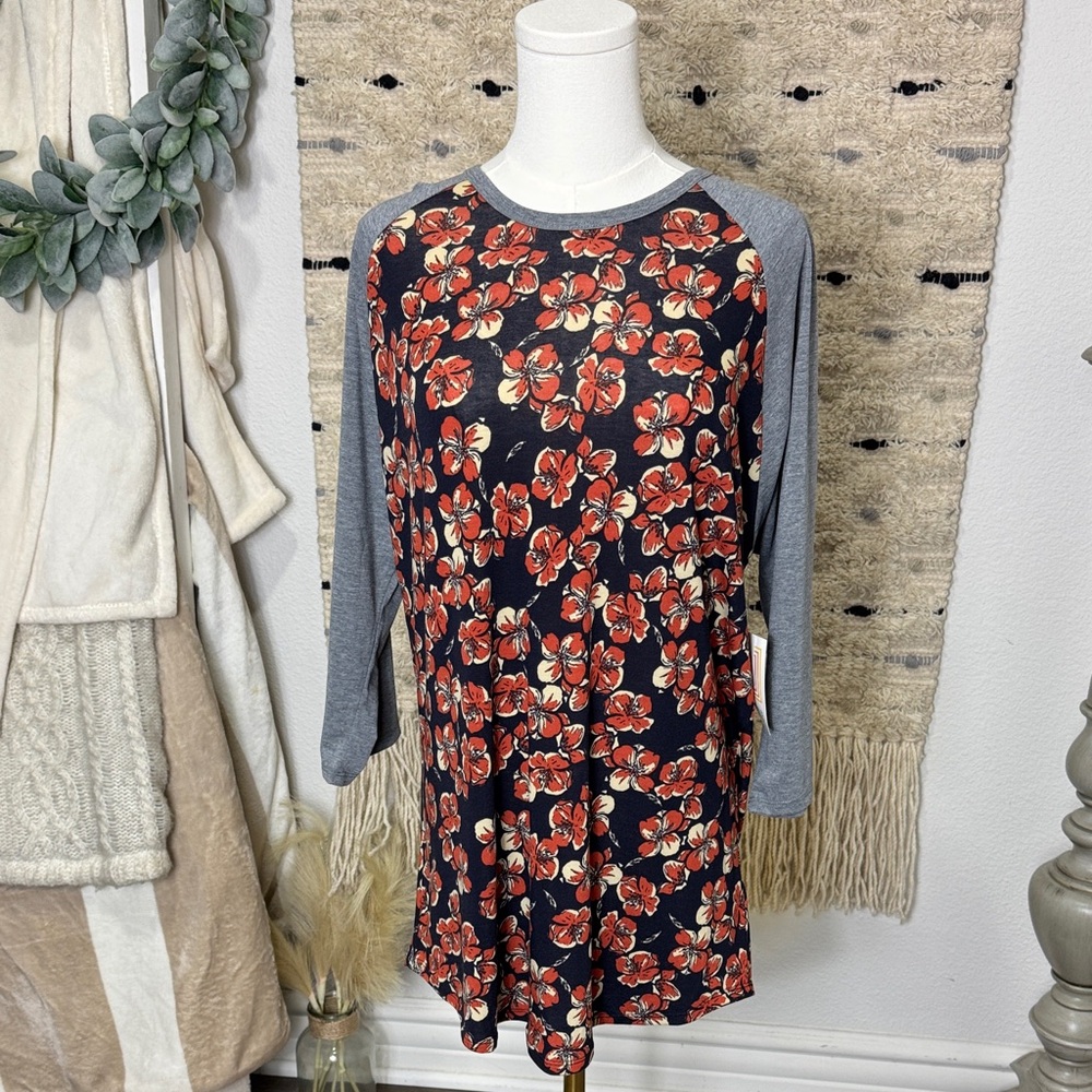 NWT lularoe Randy  Red and Gray floral  baseball tee size XL
